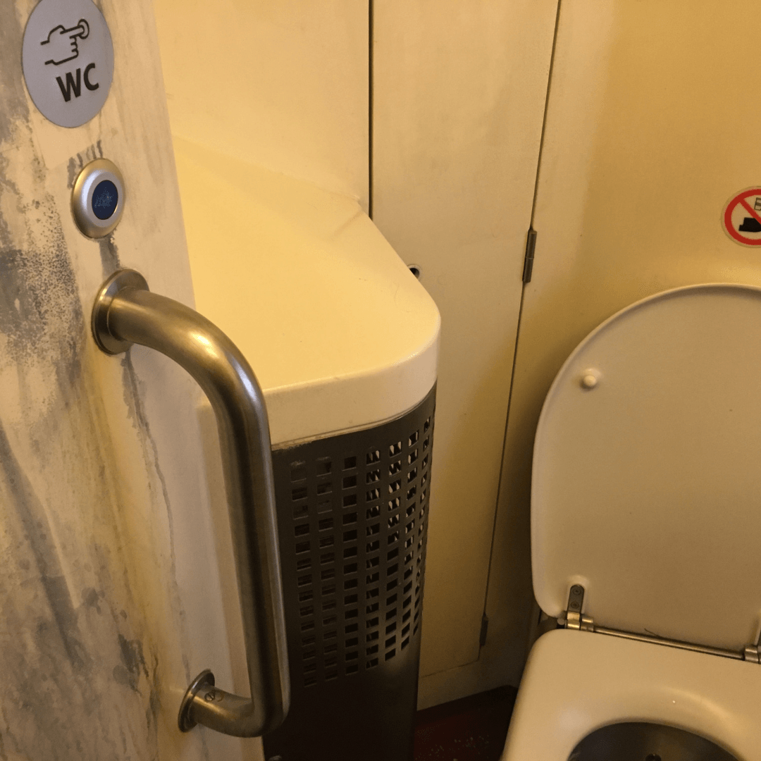 toilets on european trains