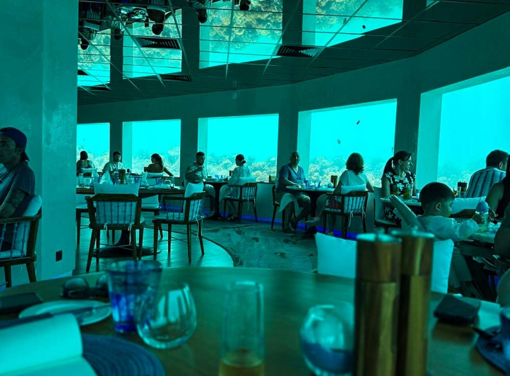 Only Blu interior and underwater restaurant in the Maldives